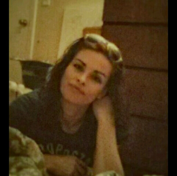 Meet your Posher, Shannon - Picture 1 of 1